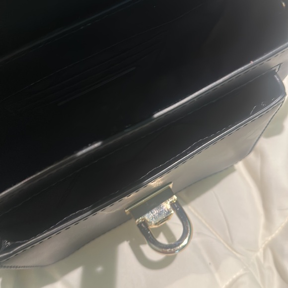 Michael Kors purse - Picture 7 of 12